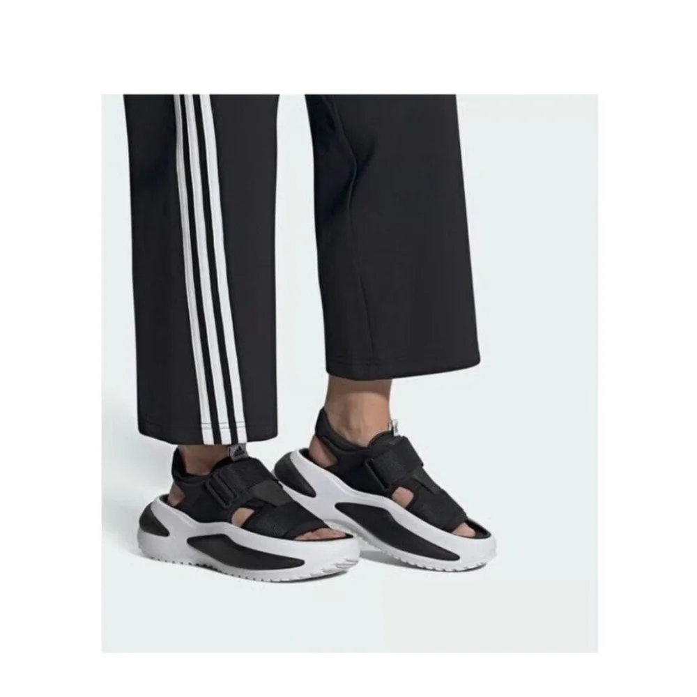 adidas mehana